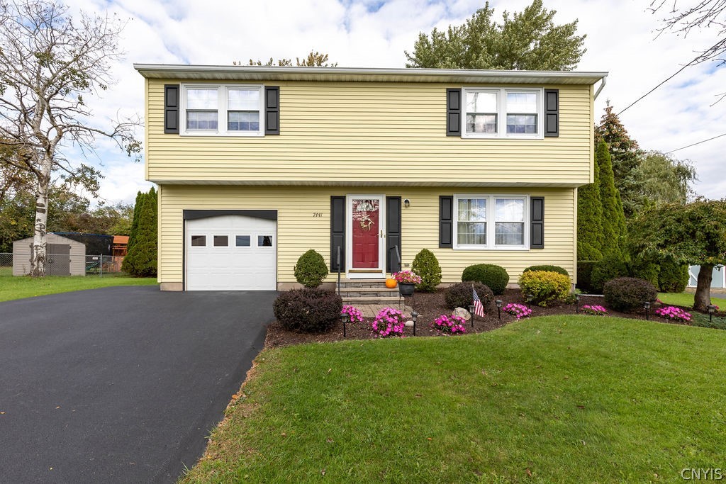 7441 Muench Road Liverpool, NY 13088 - Photo 1 of 1 Gallery Image 1