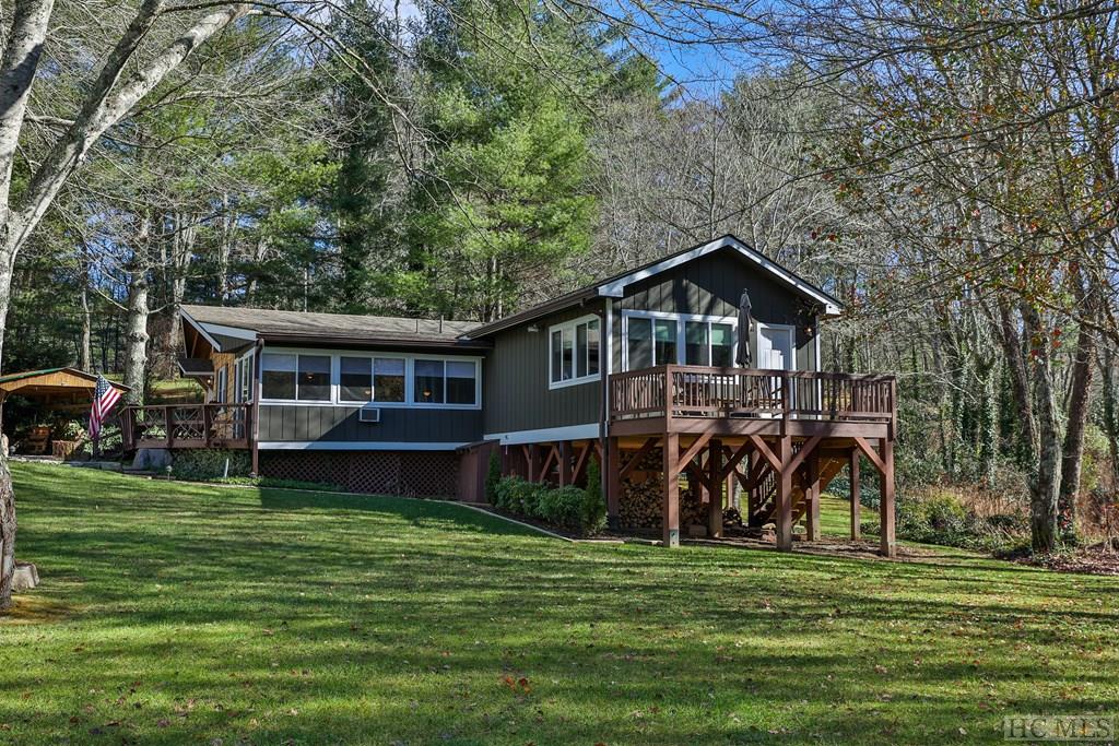2700 Yellow Mountain Road Cullowhee, NC 28723 - Photo 8 of 46 Gallery Image 8