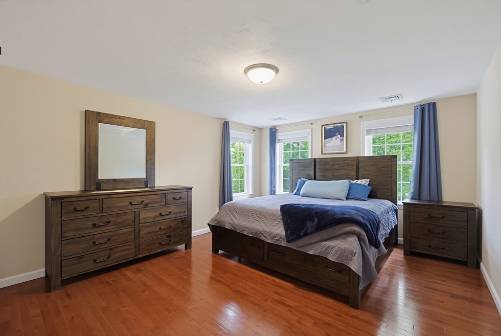 5 County Street Berkley, MA 02779 - Photo 21 of 40