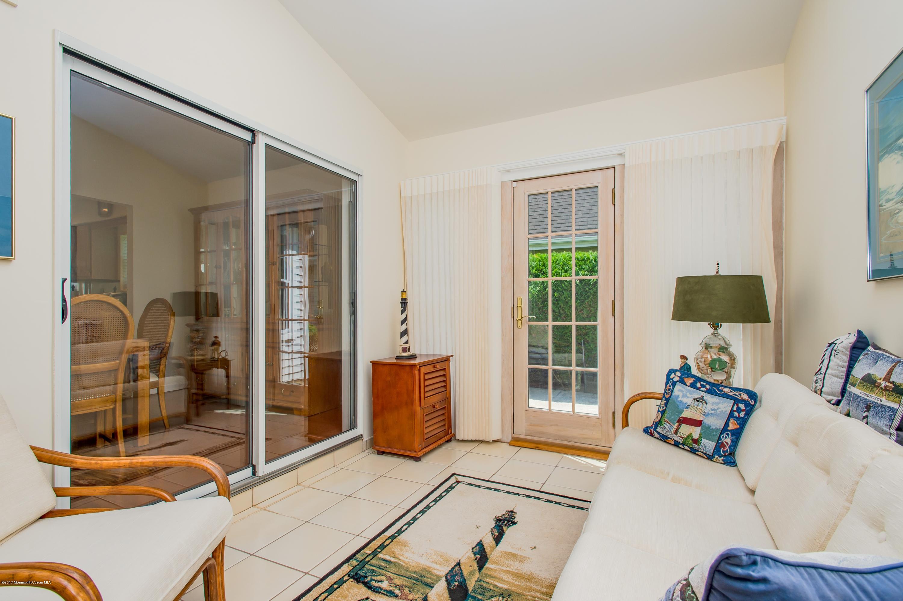 121 Almond Road Freehold, NJ 07728 - Photo 15 of 18 Sunroom