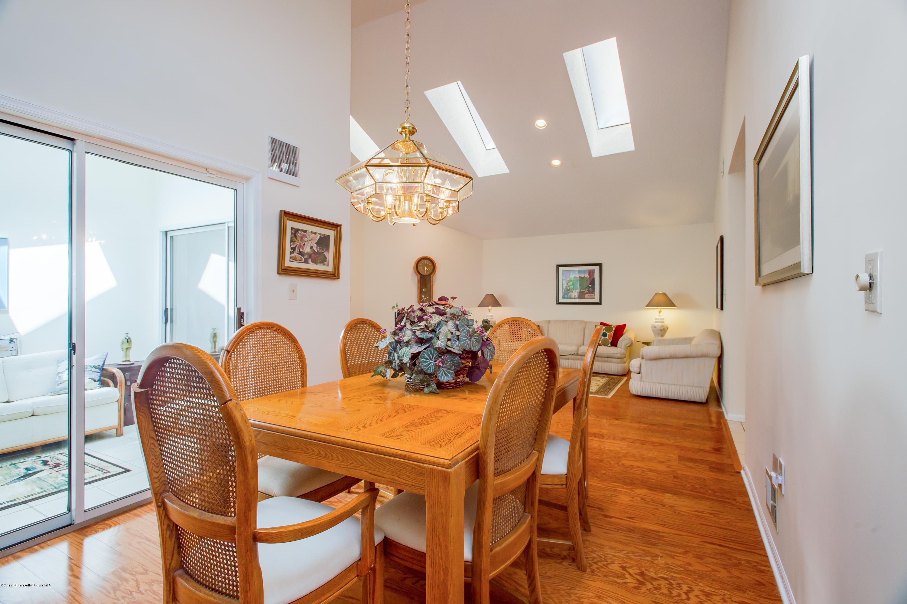121 Almond Road Freehold, NJ 07728 - Photo 9 of 18 Dining Room