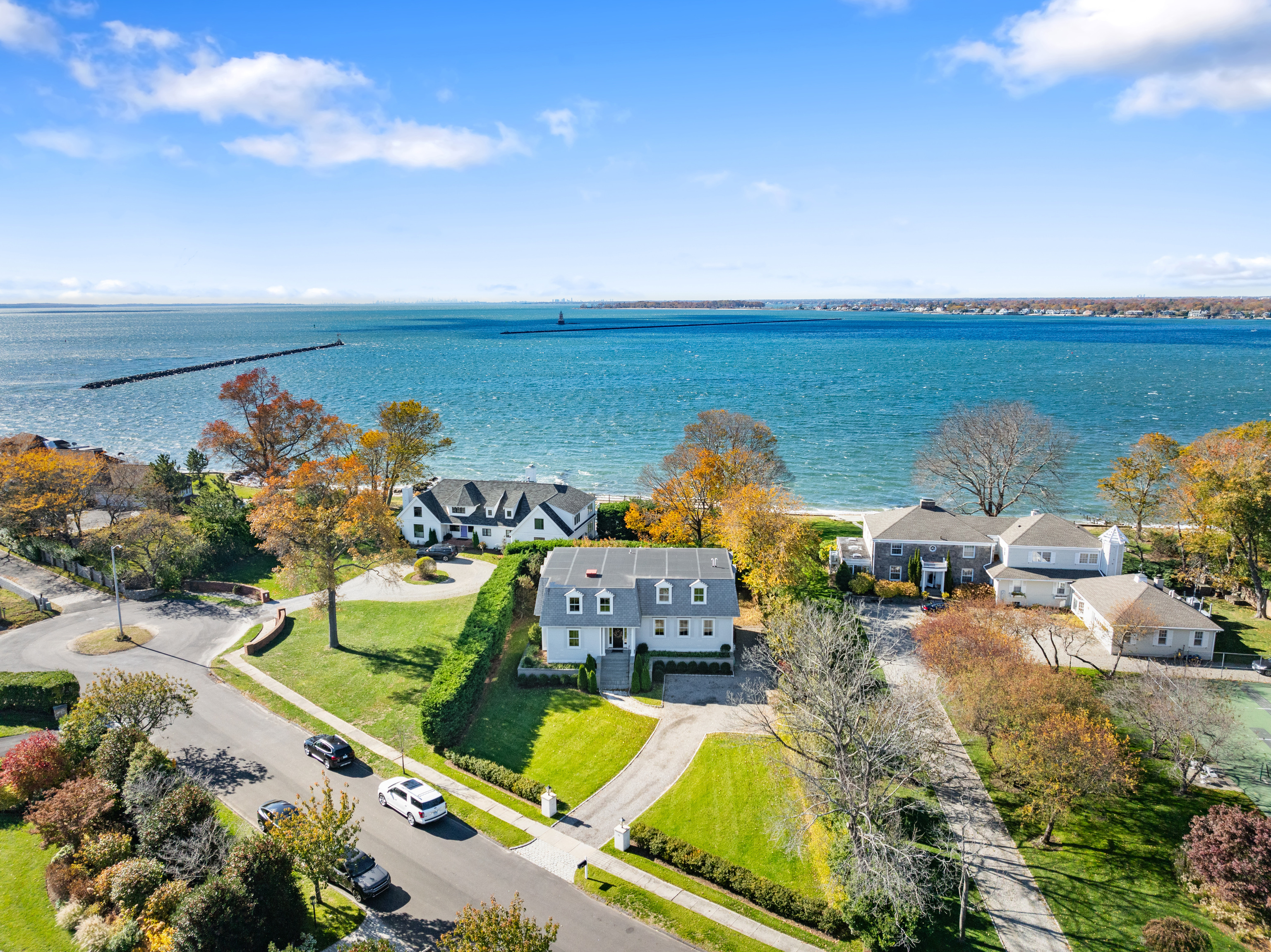 75 Saddle Rock Road Stamford, CT 06902 - Photo 1 of 1