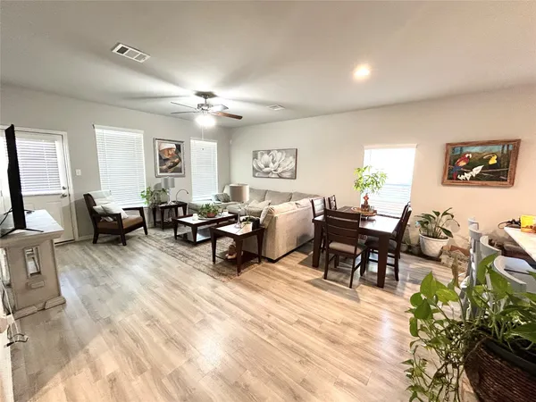 $2,200 | 19835 Capri Shrs Lane, Hockley, TX 77447