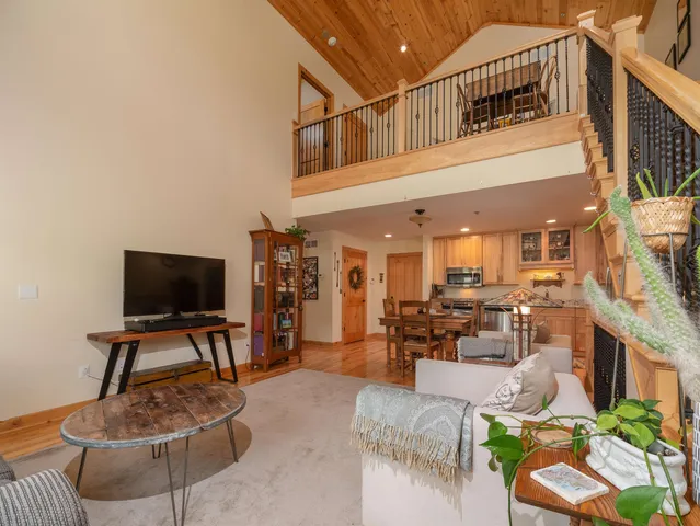 $284,999 | 695 South Street, Unit 8, Green Lake, WI 54941