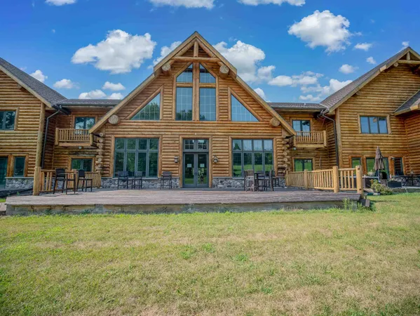 $284,999 | 695 South Street, Unit 8, Green Lake, WI 54941