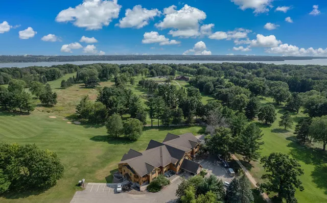 $284,999 | 695 South Street, Unit 8, Green Lake, WI 54941