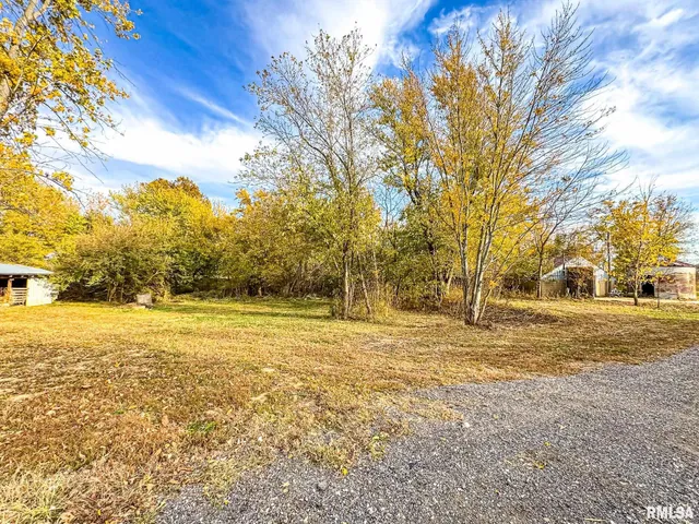 $199,900 | 16881 Crum Road, Virginia, IL 62691