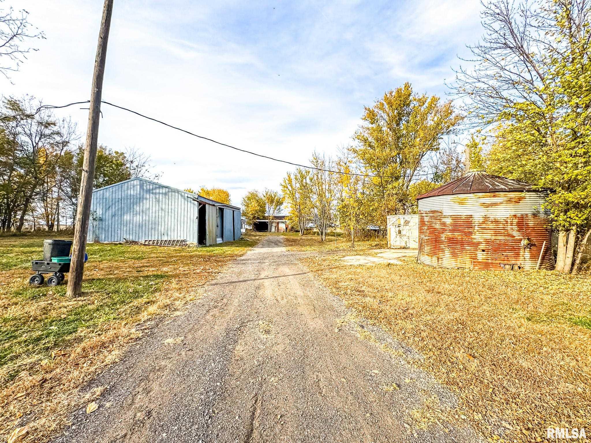 16881 Crum Road Virginia, IL 62691 - Photo 28 of 36
