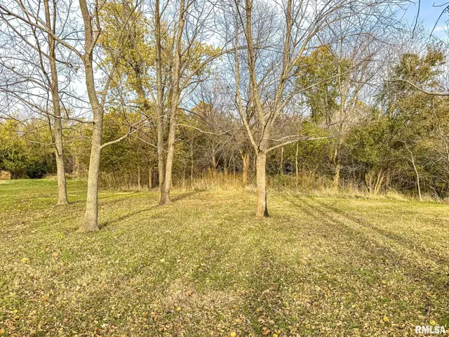 $199,900 | 16881 Crum Road, Virginia, IL 62691