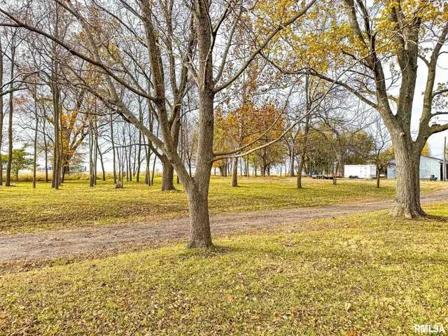 $199,900 | 16881 Crum Road, Virginia, IL 62691