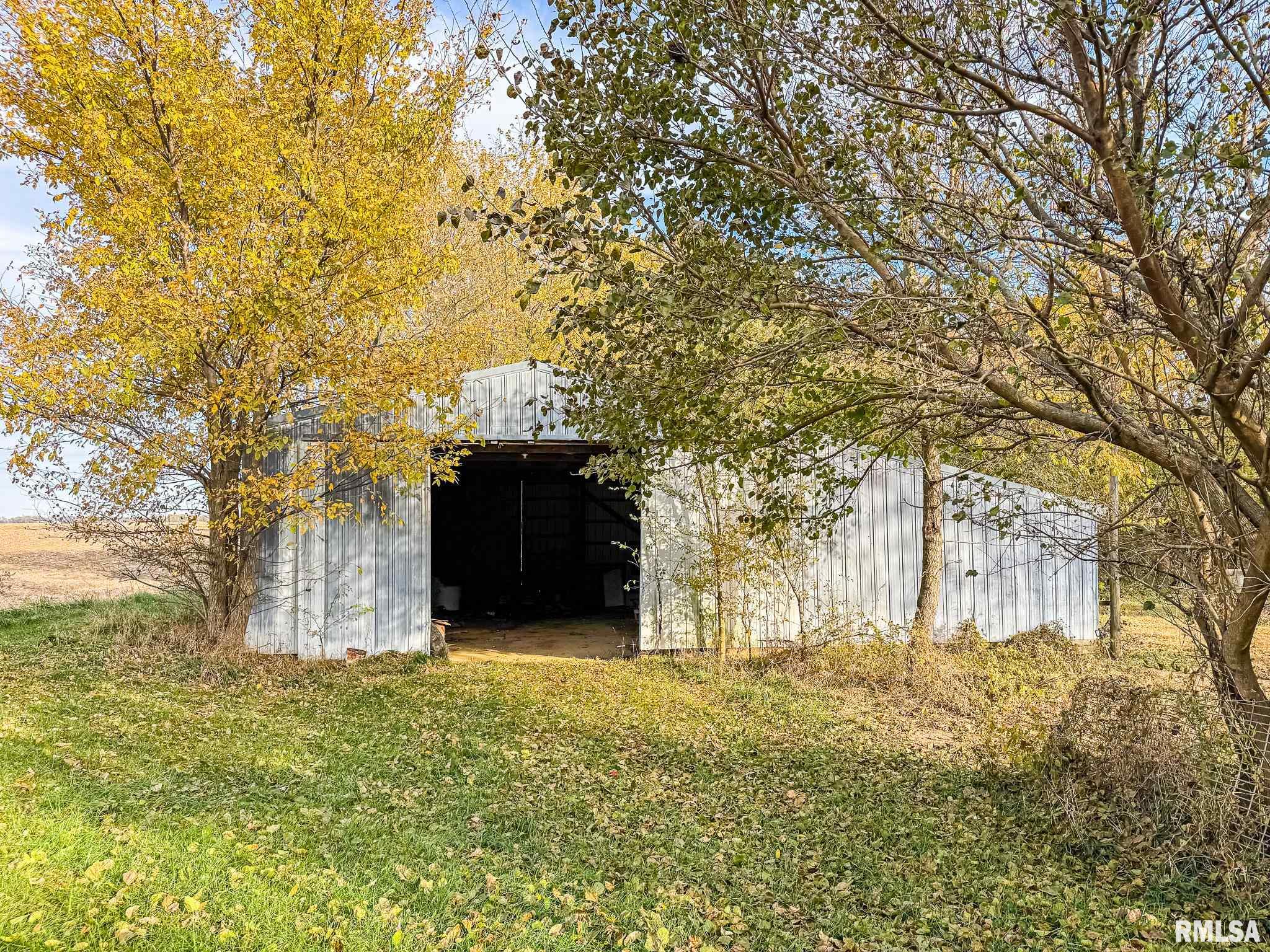 16881 Crum Road Virginia, IL 62691 - Photo 4 of 36