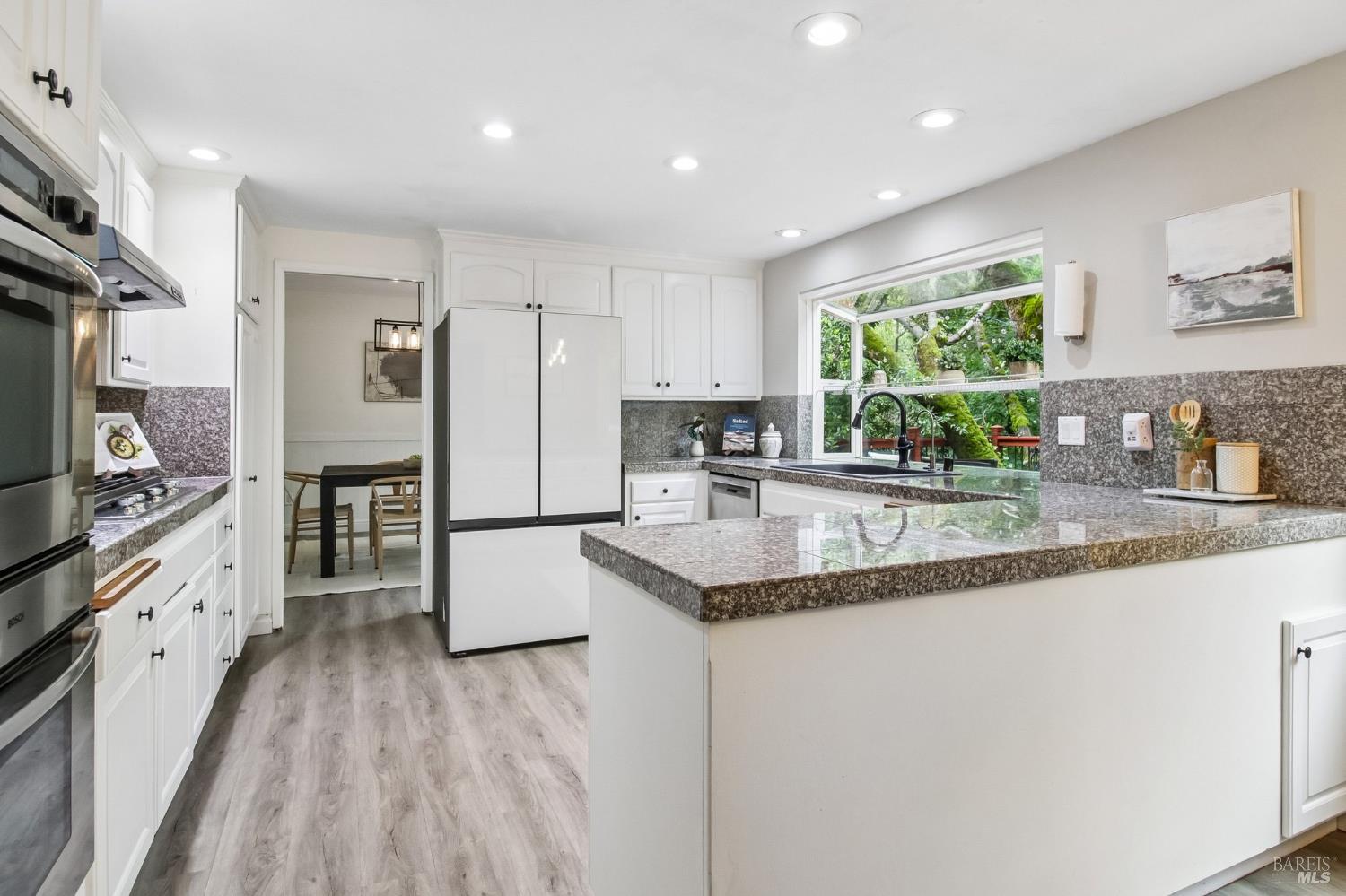 2227 Vallejo Street Santa Rosa, CA 95404 - Photo 12 of 66