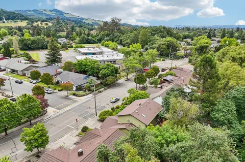 $919,000 | 2227 Vallejo Street, Santa Rosa, CA 95404