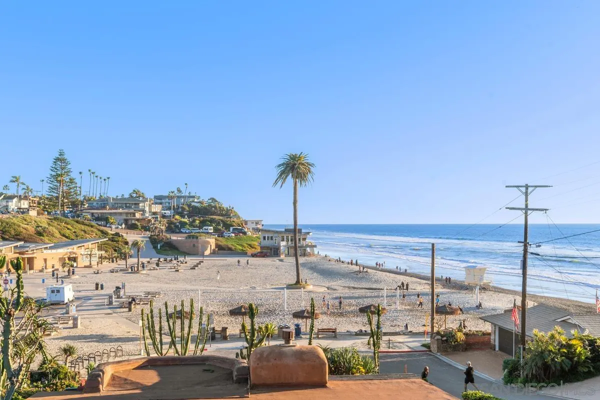 231 5th Street Encinitas, CA 92024 - Photo 12 of 43