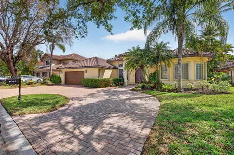 $1,099,000 | 1083 Southwest 156th Terrace, Pembroke Pines, FL 33027