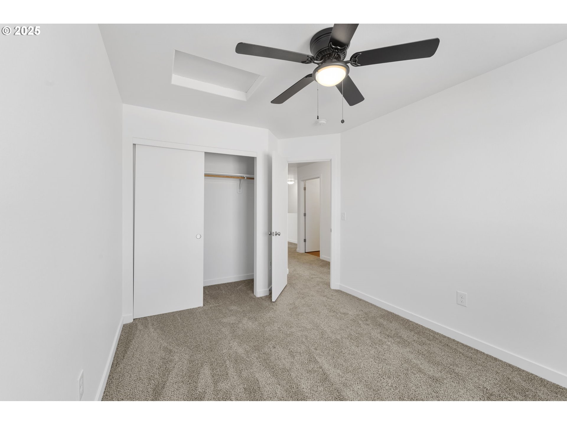 774 Northeast 11th Street Hermiston, OR 97838 - Photo 24 of 34 a view of an empty room