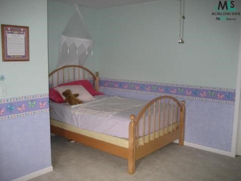 3378 Sawgrass Rochester, MI 48309 - Photo 8 of 10 823844-7.JPG