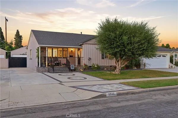 $1,099,000 | 6533 East Walkerton Street, Long Beach, CA 90808