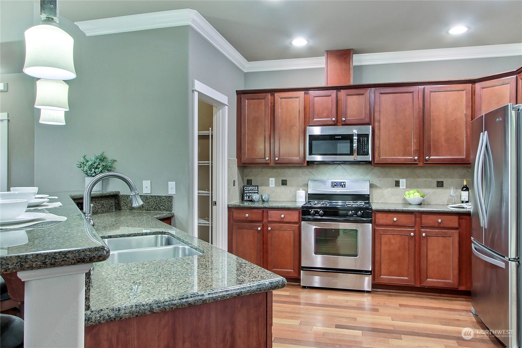 3032 Ridge View Place DuPont, WA 98327 - Photo 10 of 28 Gallery Image 10
