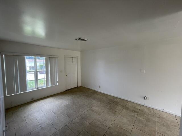 1104 West 24th Street Riviera Beach, FL 33404 - Photo 22 of 23 IMG_0213