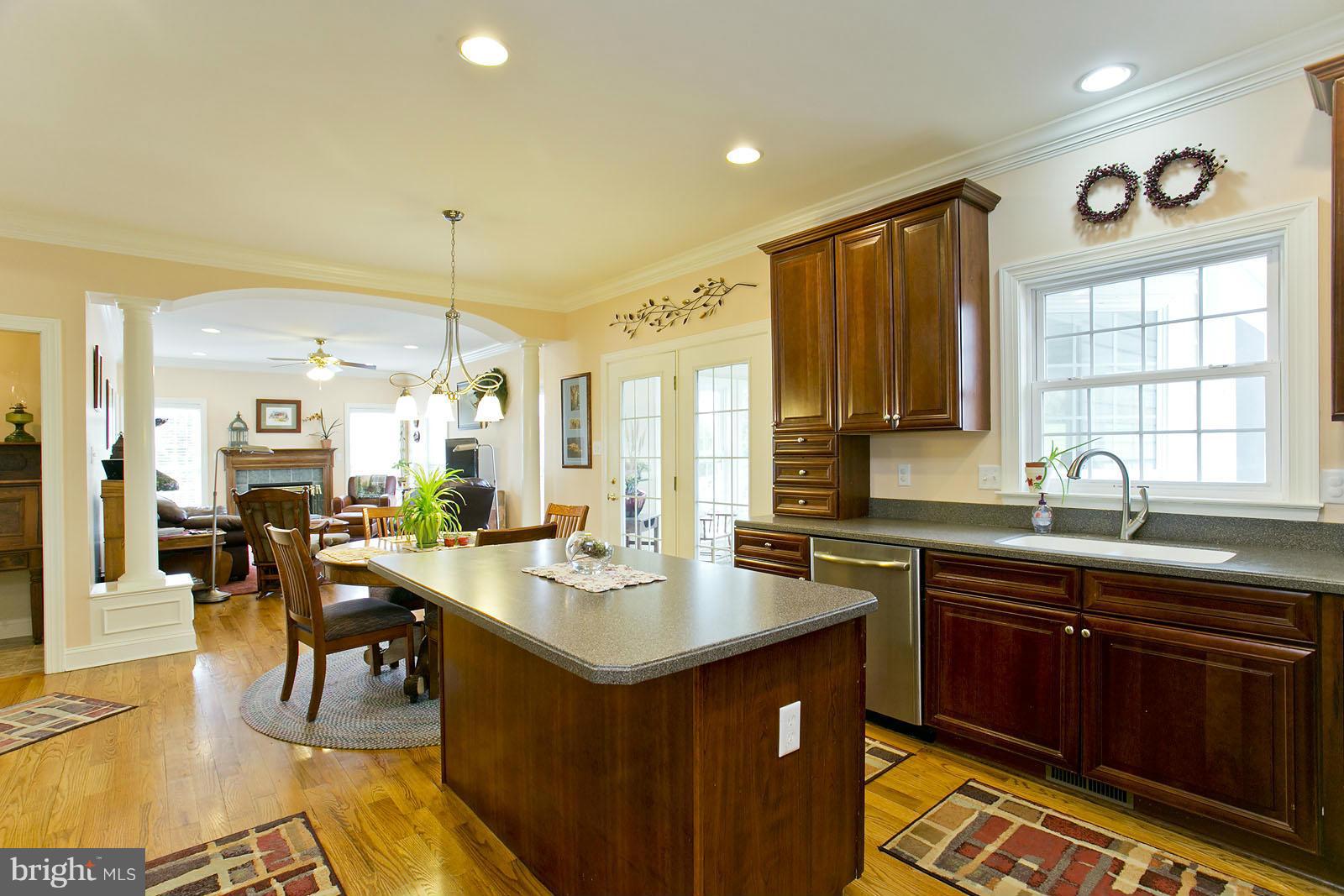 4060 Middle Road Winchester, VA 22602 - Photo 3 of 30 Kitchen