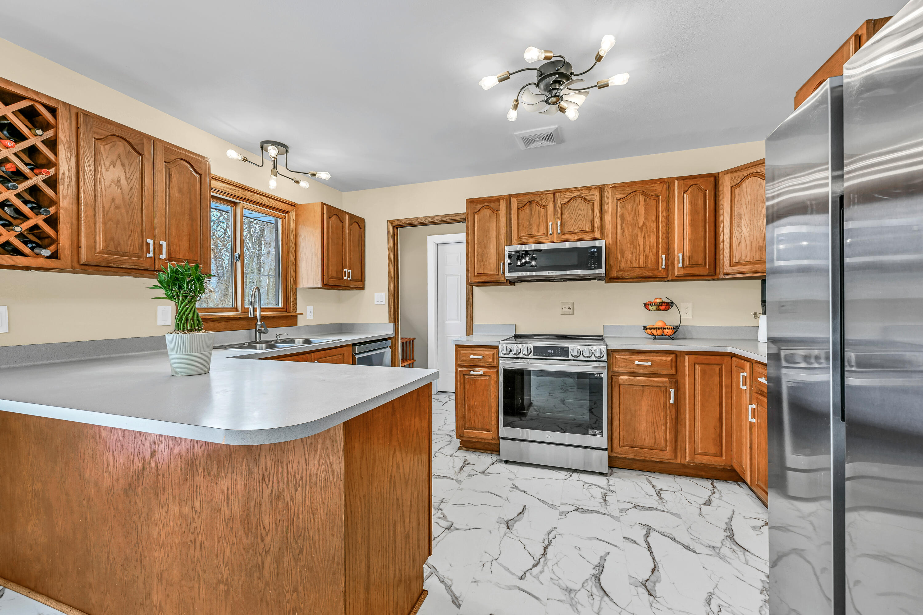 11368 Bridget Lane Hales Corners, WI 53130 - Photo 13 of 43 Kitchen