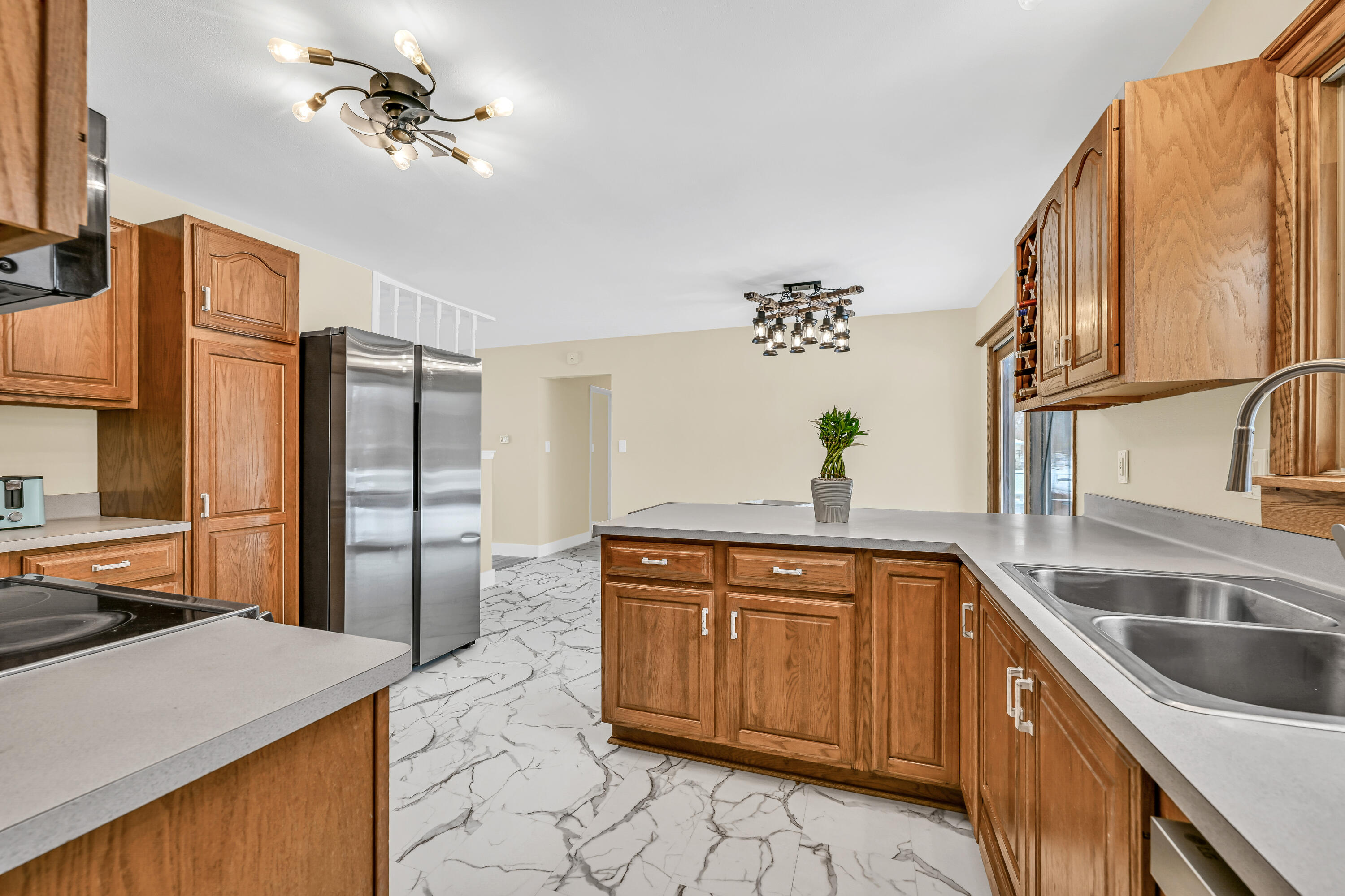 11368 Bridget Lane Hales Corners, WI 53130 - Photo 16 of 43 Kitchen