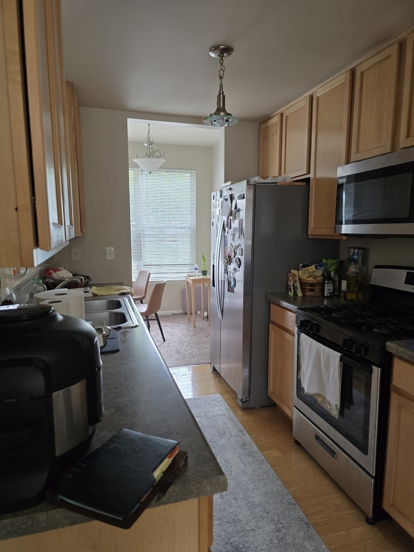 2906 Rutland Circle Naperville, IL 60564 - Photo 2 of 4