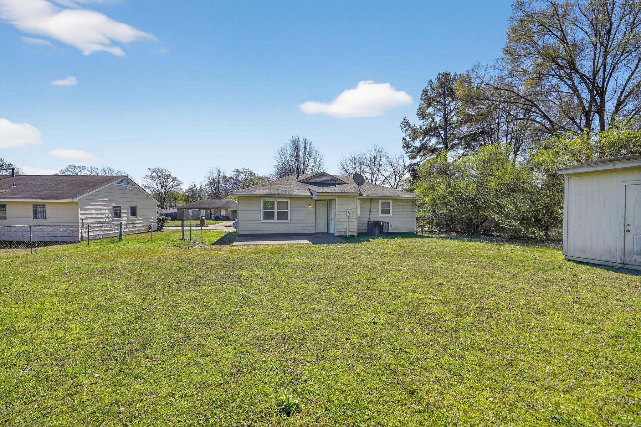 4983 Appleville Street Memphis, TN 38109 - Photo 12 of 33