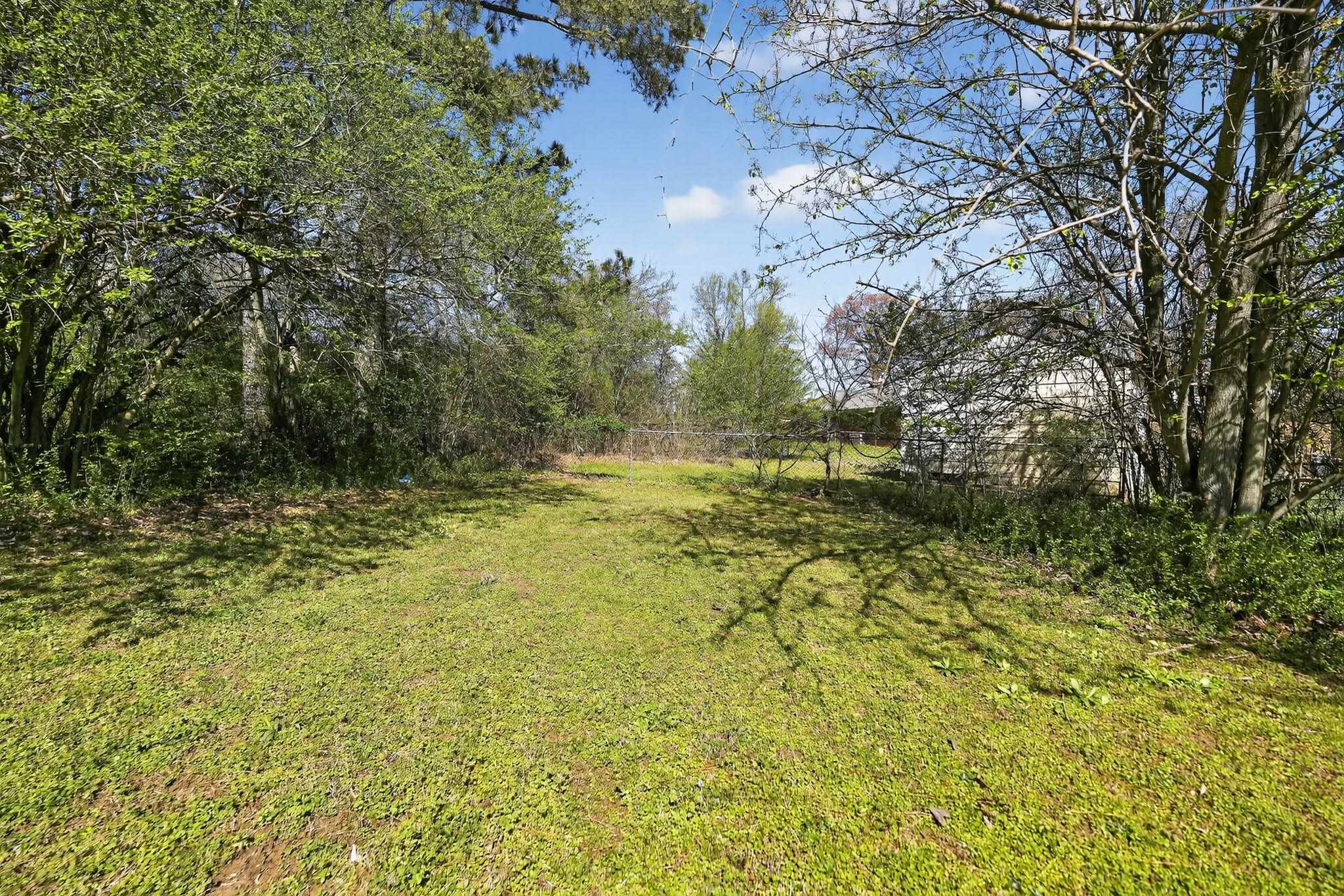 4983 Appleville Street Memphis, TN 38109 - Photo 13 of 33