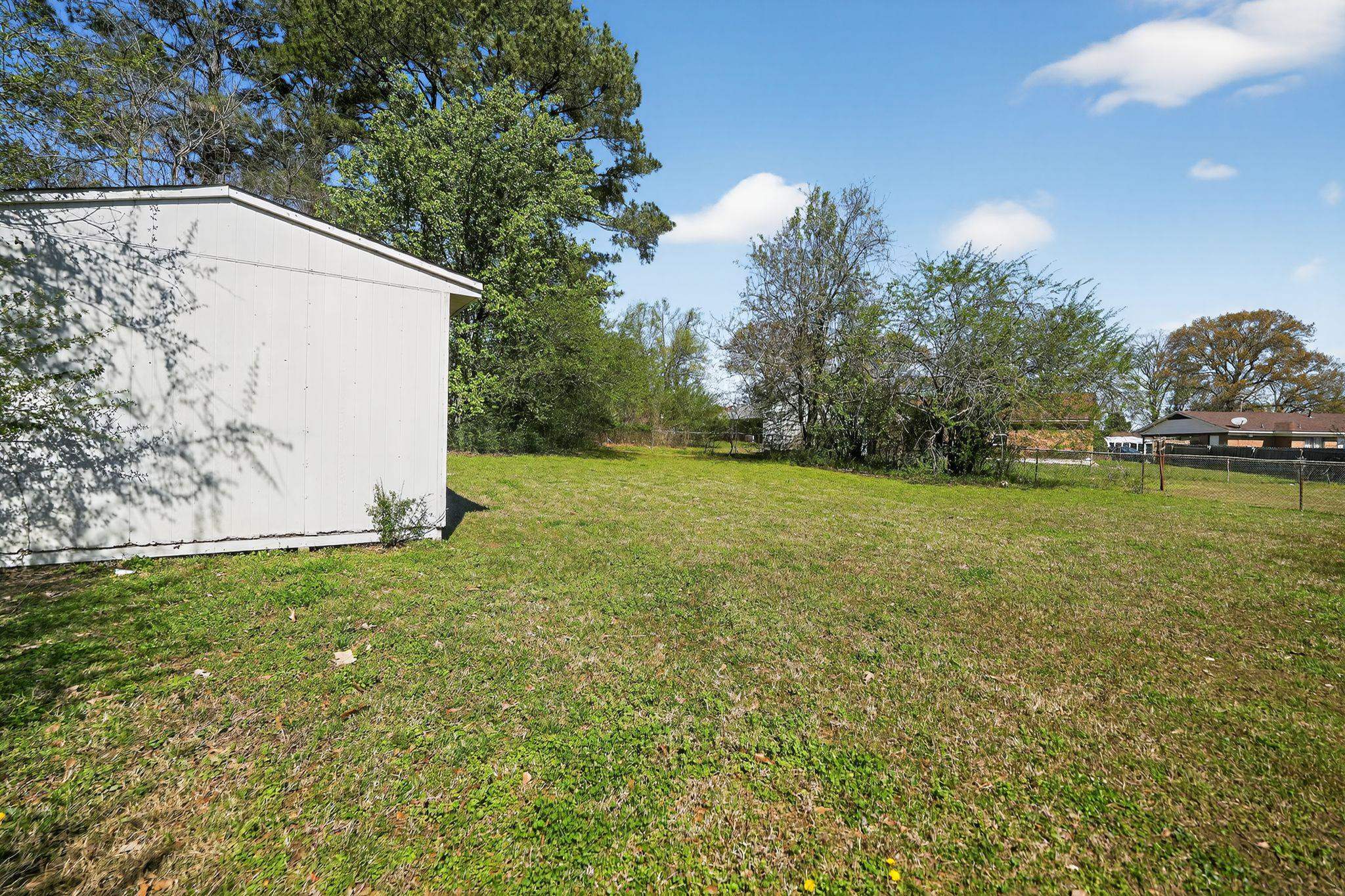 4983 Appleville Street Memphis, TN 38109 - Photo 10 of 33