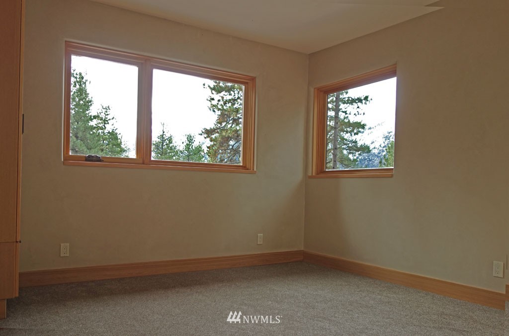 27 Trillium Road Winthrop, WA 98862 - Photo 14 of 25 Gallery Image 14