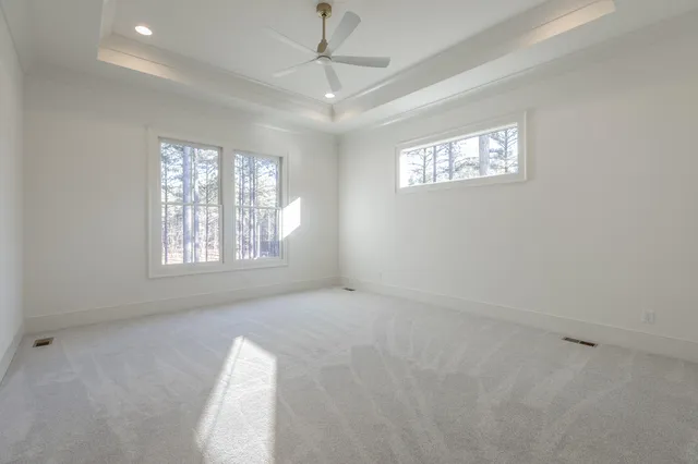 $1,425,000 | 190 Farm Road, Unit LOT 1052, Guild, TN 37340