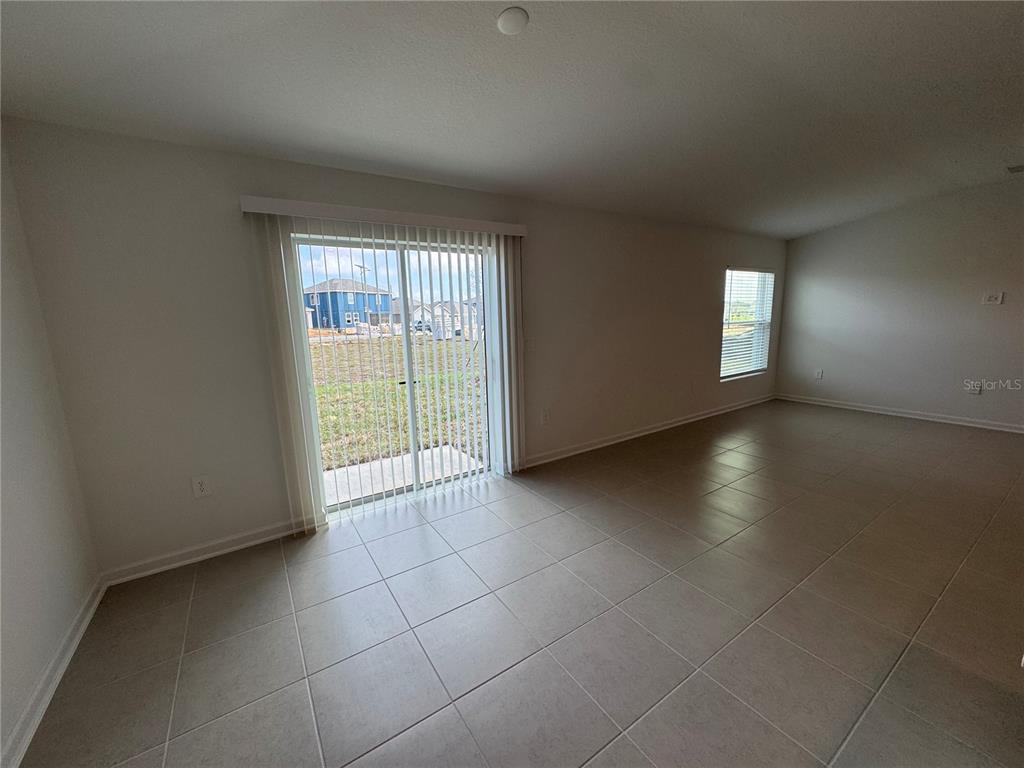 2185 Lasso Loop Eagle Lake, FL 33839 - Photo 14 of 33