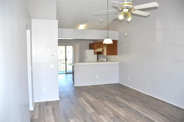 $1,700 | 140 Reserve Circle, Unit 200, Oviedo, FL 32765