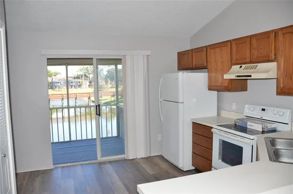 $1,700 | 140 Reserve Circle, Unit 200, Oviedo, FL 32765