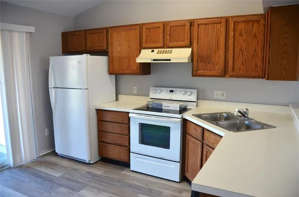 $1,700 | 140 Reserve Circle, Unit 200, Oviedo, FL 32765