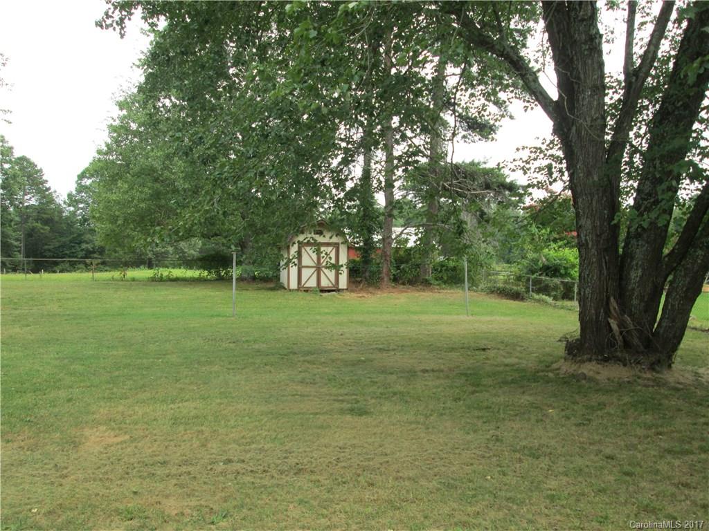 270 East Lackey Farm Road Stony Point, NC 28678 - Photo 4 of 24 Gallery Image 4
