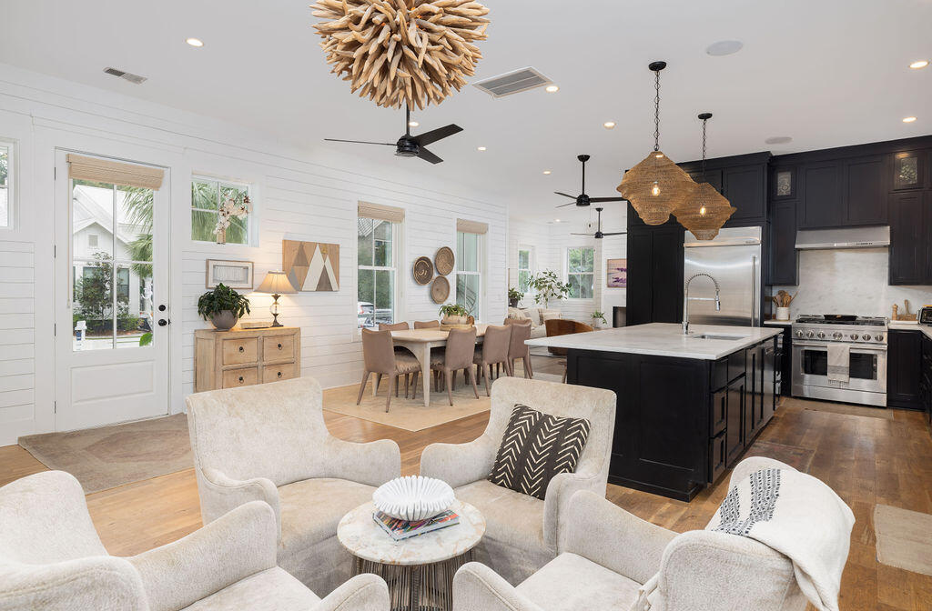 733 Atlantic Street Mount Pleasant, SC 29464 - Photo 10 of 66 413A6076-Edit