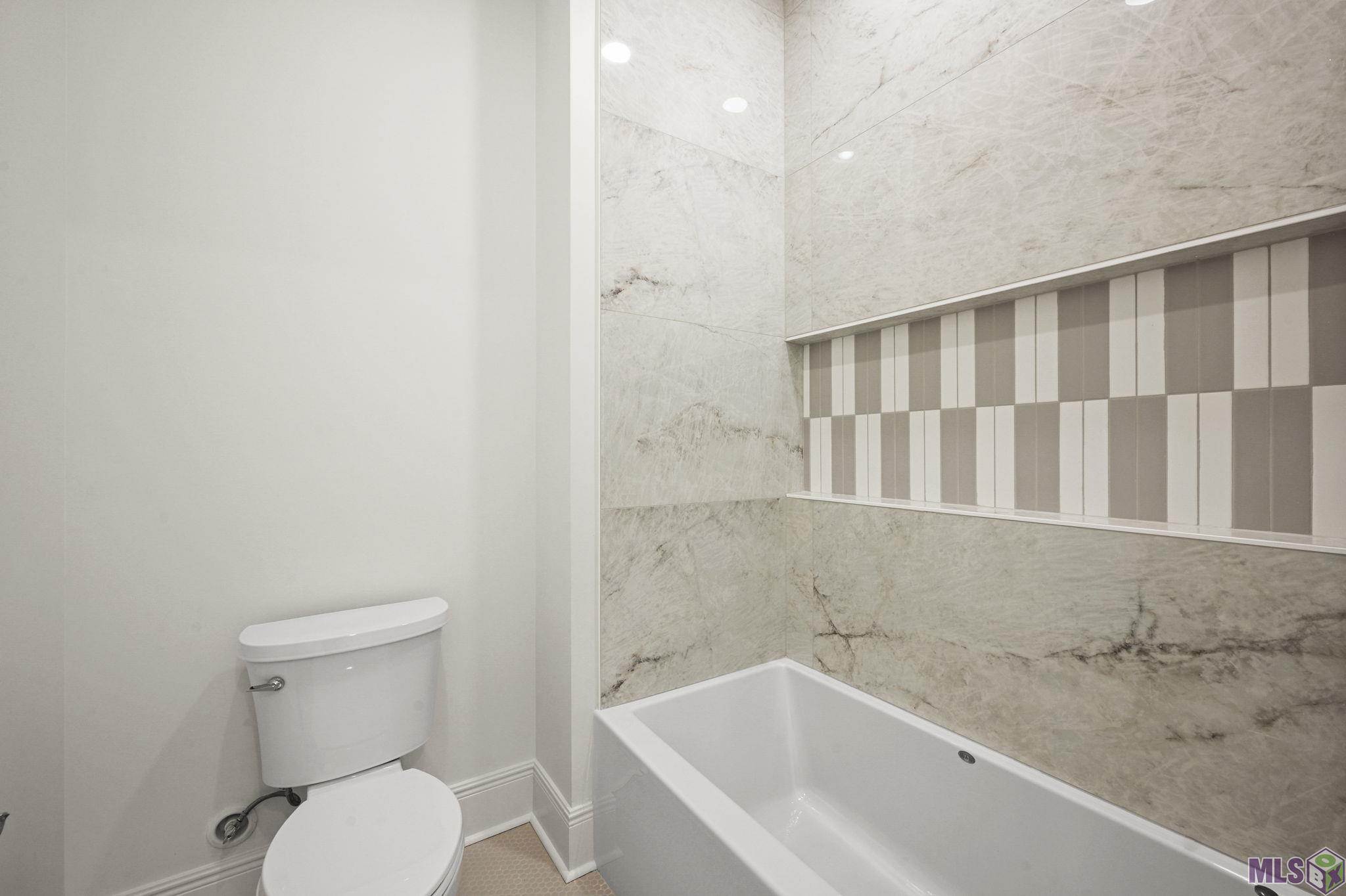 8638 Greenbrier Cv Road St. George, LA 70817 - Photo 40 of 43