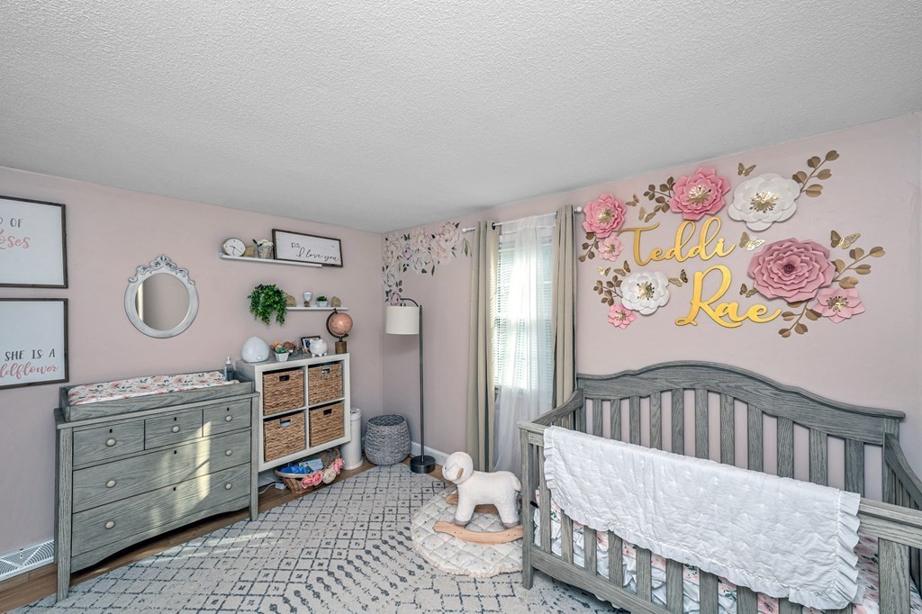 60 Deepfield Road Springfield, MA 01118 - Photo 14 of 37 Gallery Image 14