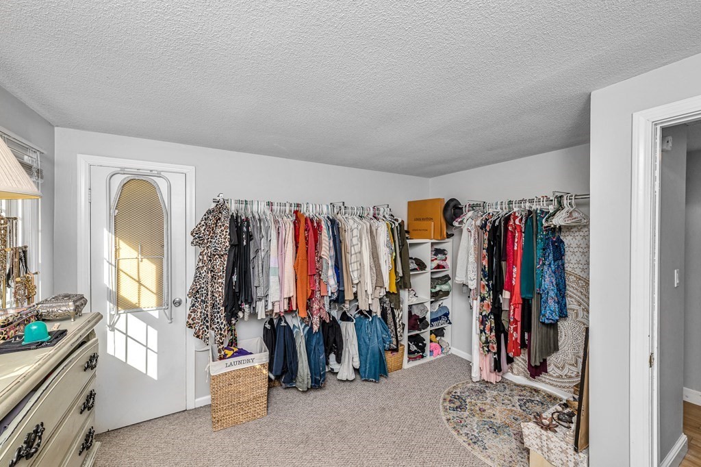 60 Deepfield Road Springfield, MA 01118 - Photo 19 of 37 Gallery Image 19
