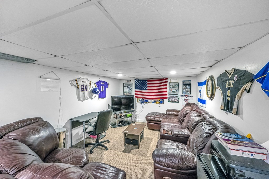 60 Deepfield Road Springfield, MA 01118 - Photo 22 of 37 Gallery Image 22