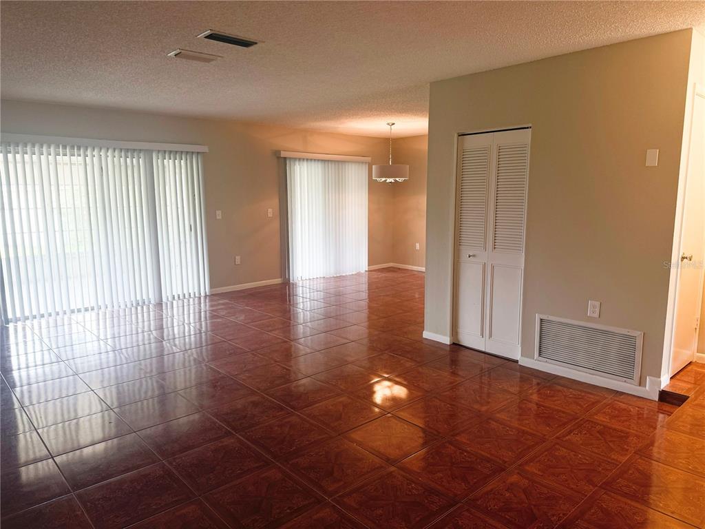 3560 Southwest 150th Lane Road Ocala, FL 34473 - Photo 5 of 17