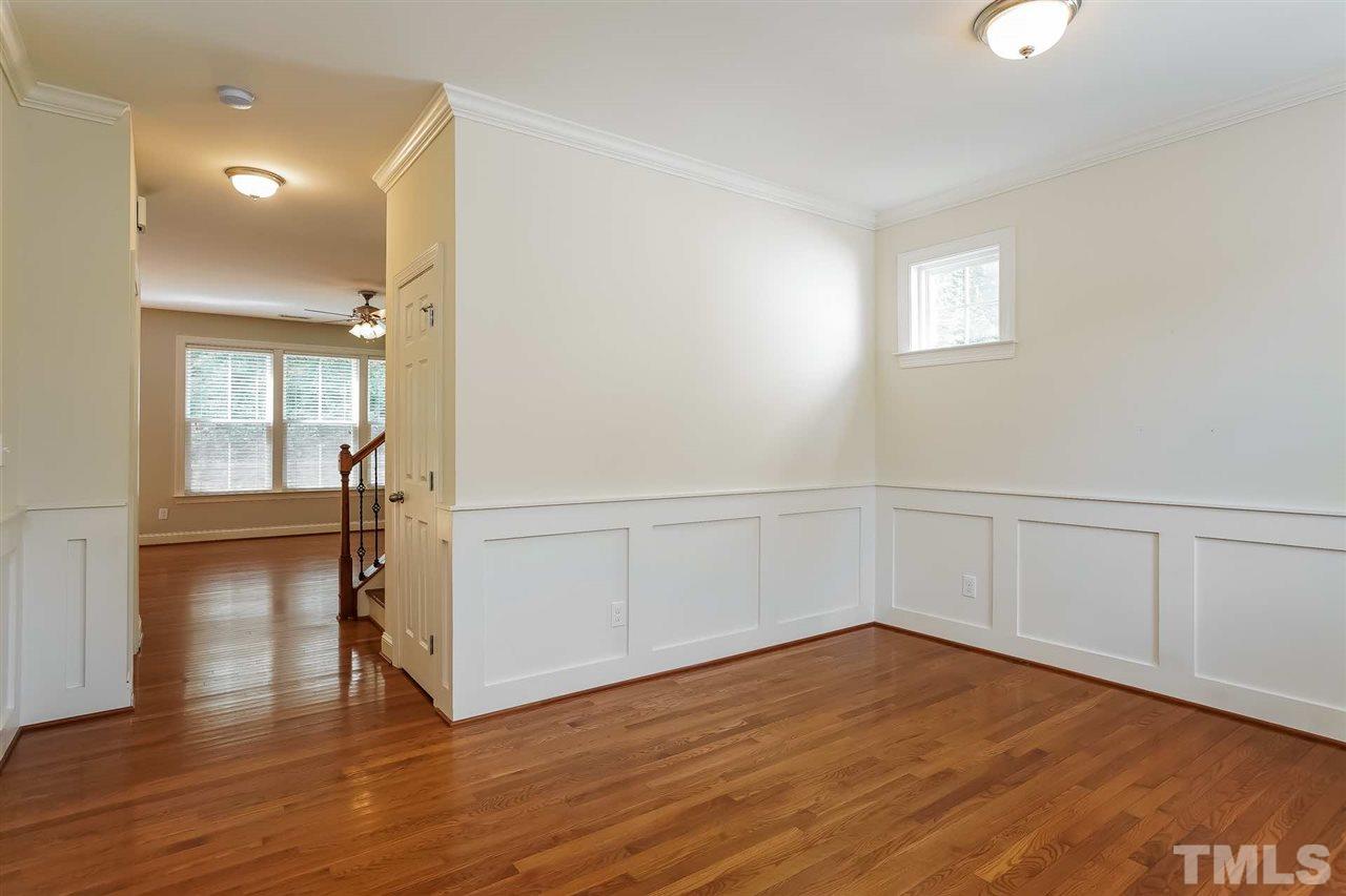 520 Bouree Circle Raleigh, NC 27606 - Photo 9 of 25 Gallery Image 9