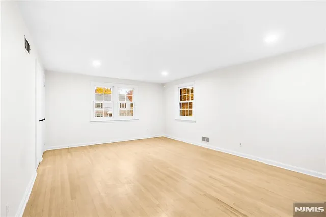 $6,800 | 72 Creston Avenue, Tenafly, NJ 07670