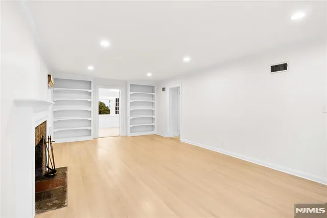 $6,800 | 72 Creston Avenue, Tenafly, NJ 07670