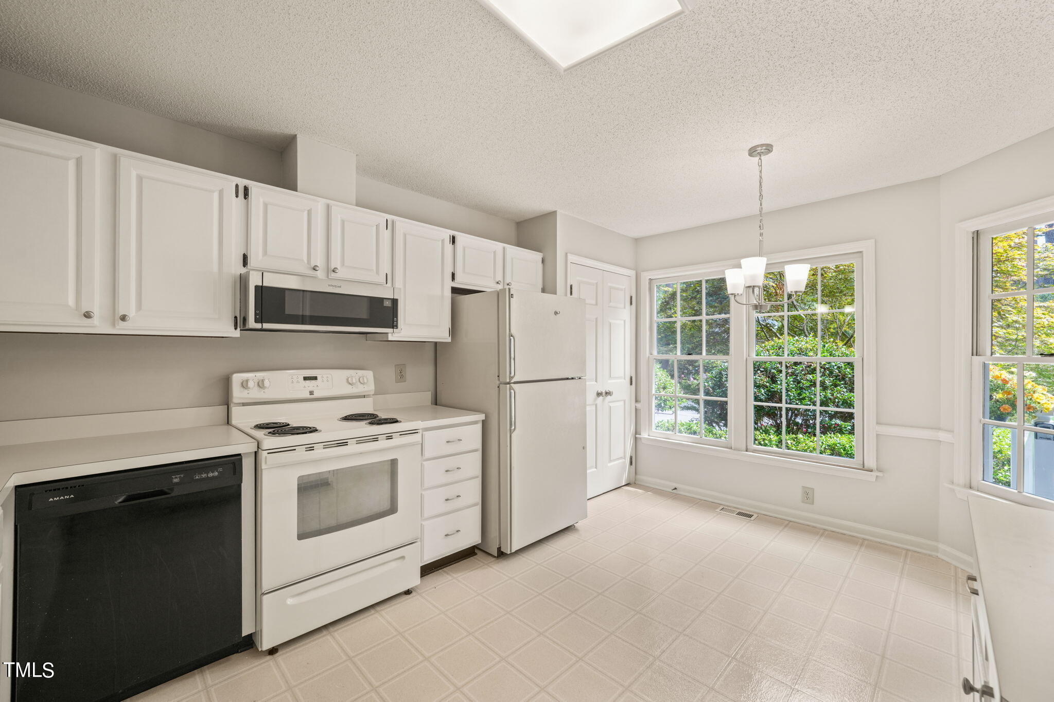 16 Renwick Court Raleigh, NC 27615 - Photo 16 of 47 Kitchen (1)