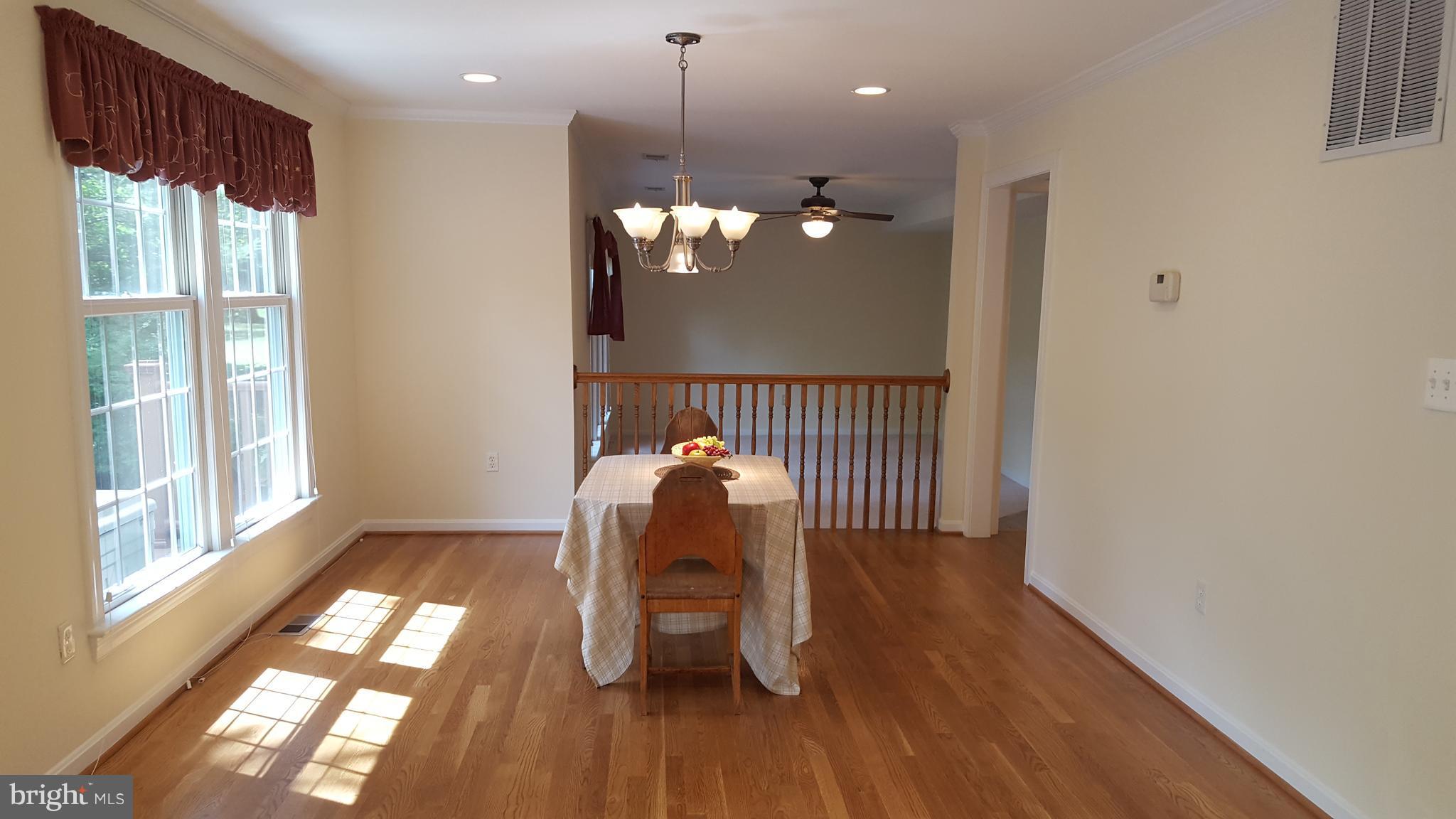 6904 Rawhide Ridge Columbia, MD 21046 - Photo 11 of 24 Dining Room