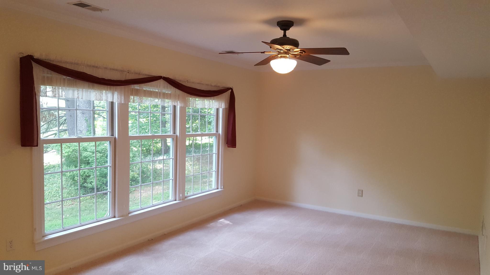 6904 Rawhide Ridge Columbia, MD 21046 - Photo 12 of 24 Family Room